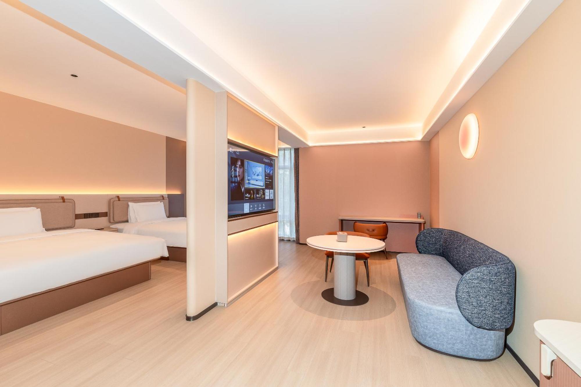 Mehood Lestie International Hotel Zhuhai Lovers Road Branch - Free Breakfast & Free Afternoon Tea & Free Midnight Snack 외부 사진