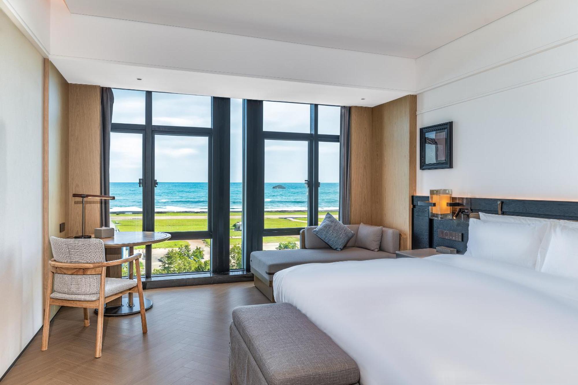 Mehood Lestie International Hotel Zhuhai Lovers Road Branch - Free Breakfast & Free Afternoon Tea & Free Midnight Snack 외부 사진