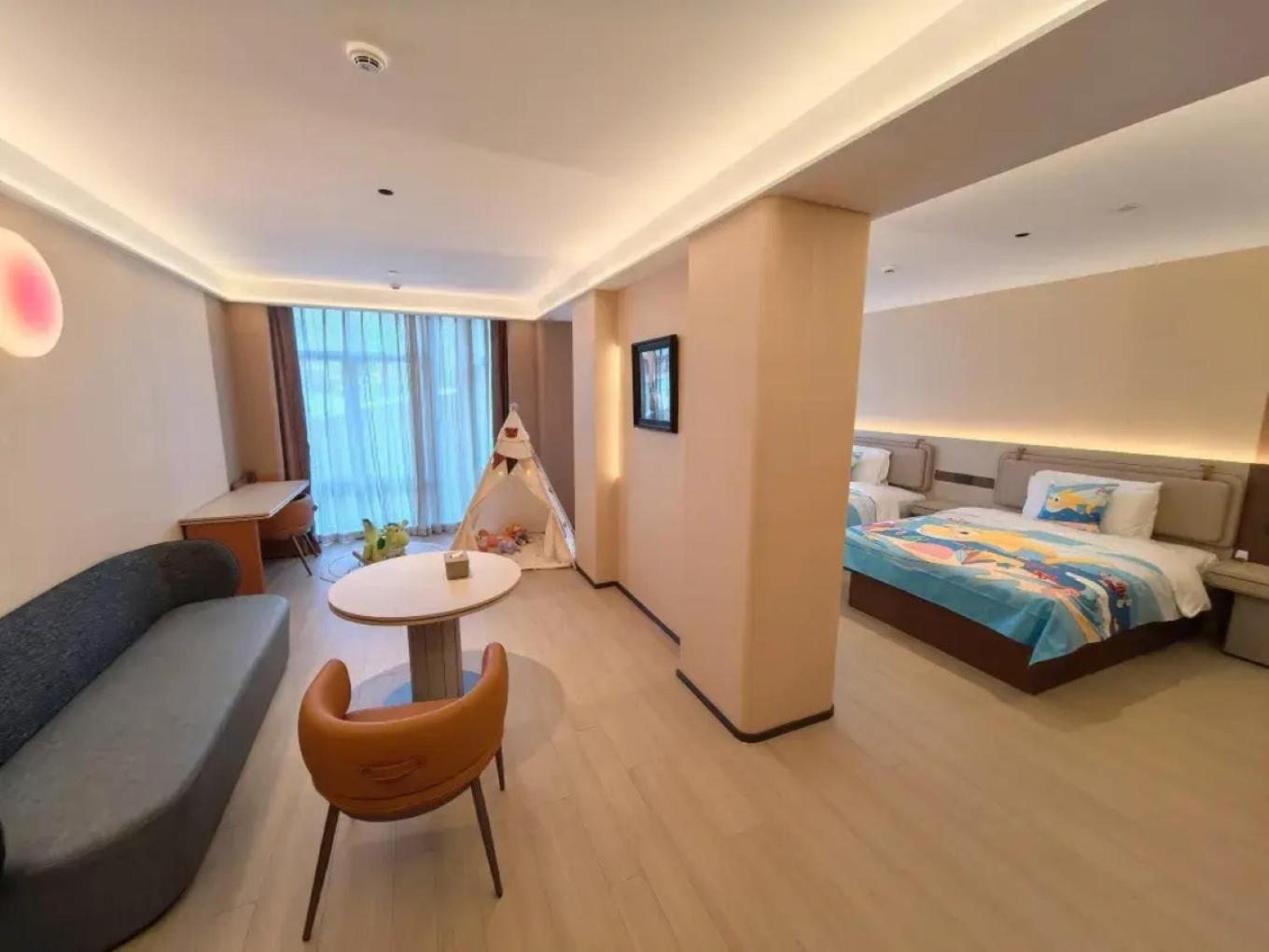 Mehood Lestie International Hotel Zhuhai Lovers Road Branch - Free Breakfast & Free Afternoon Tea & Free Midnight Snack 외부 사진